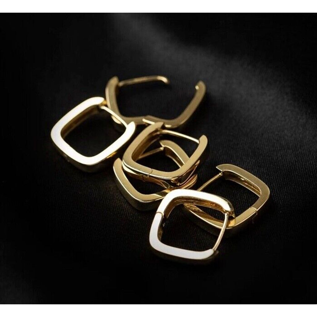 18k Yellow Gold Square Shaped Hoop Earrings, 2.5g 18k Yellow Gold Hoop Earrings