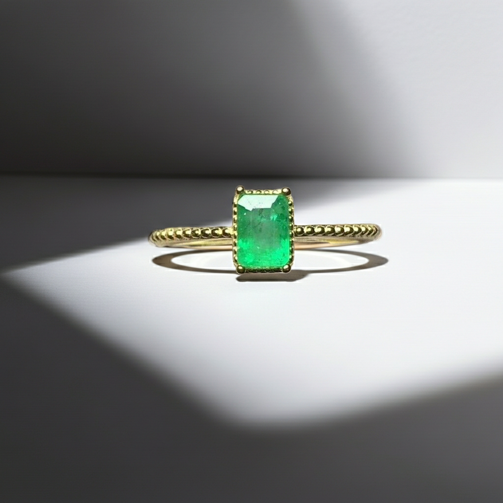 Colombian Emerald Ring 4x6mm 925 Sterling Silver Emerald Ring