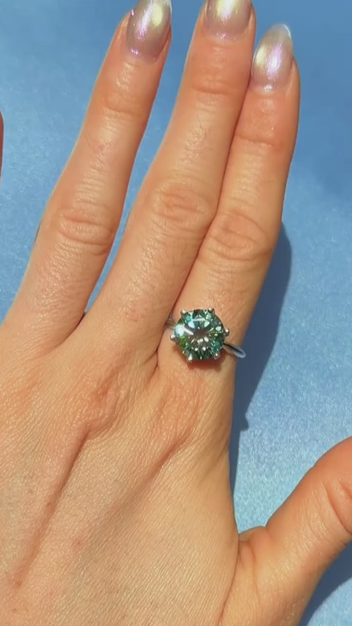 5CT VVS1 Round Brilliant Cut Green Moissanite Ring, Women's Moissanite Ring's