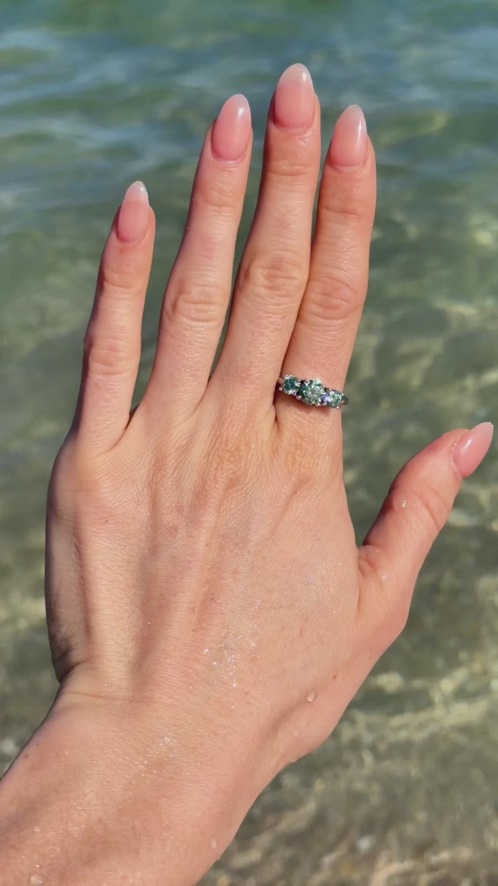 VVS1 3 Stone Green Moissanite Ring 925 Sterling Silver