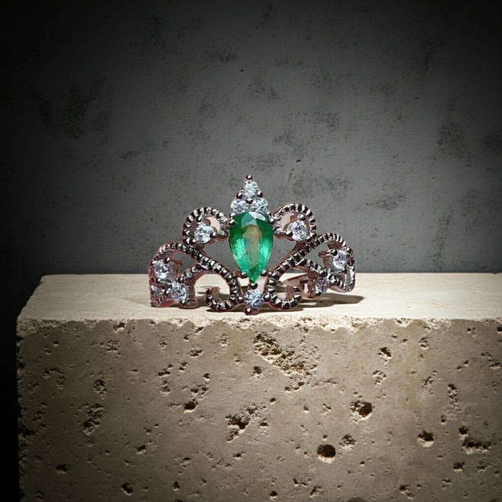 Natural Colombian Emerald Lace Cocktail Ring, Emerald Ring Sterling Silver 4x6mm