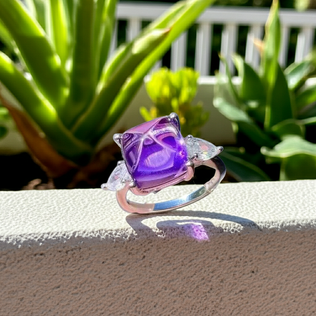 4CT Sugarloaf Cut Amethyst Gemstone Ring 10x10mm