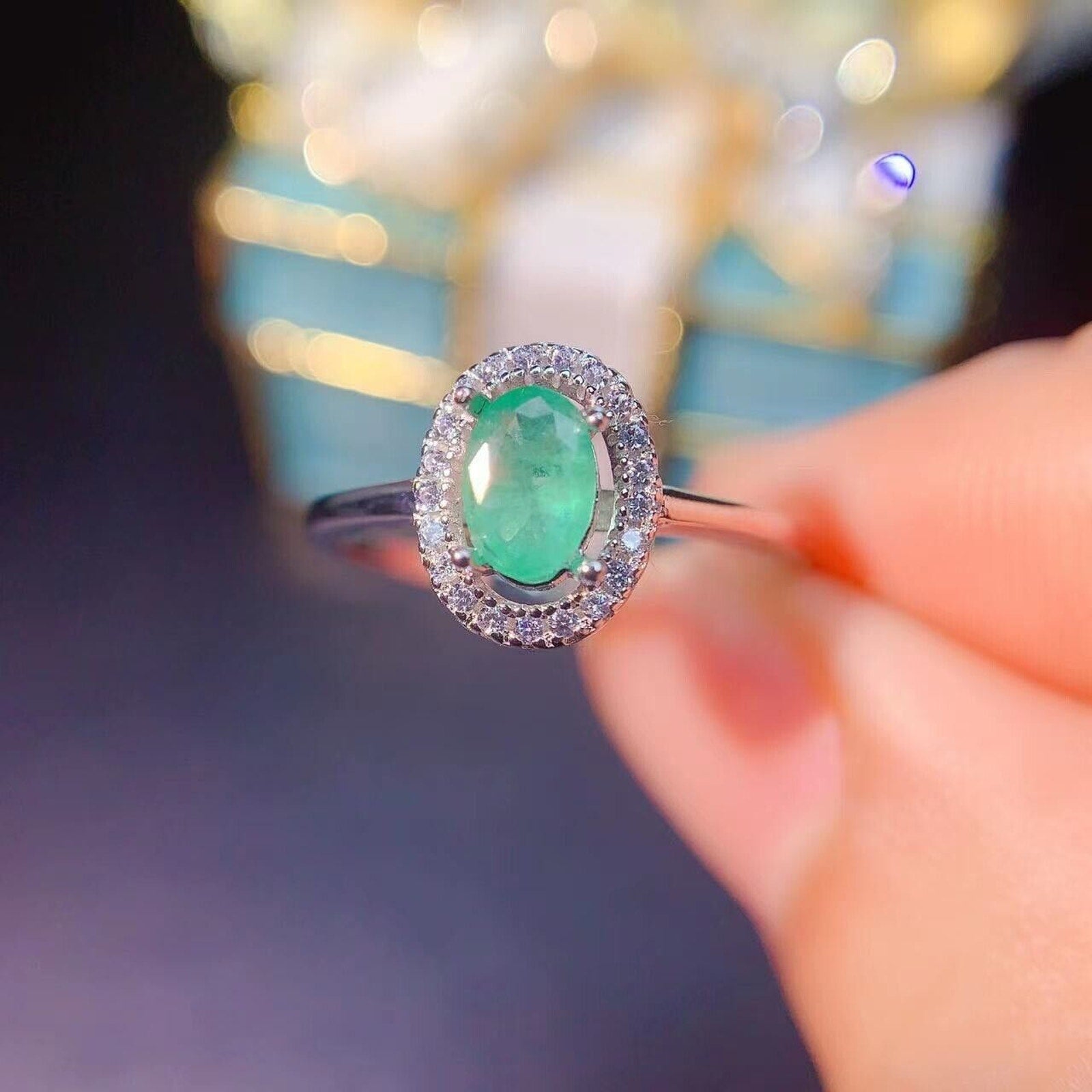 Natural Emerald Oval Cut Ring 4x6mm Sterling Silver