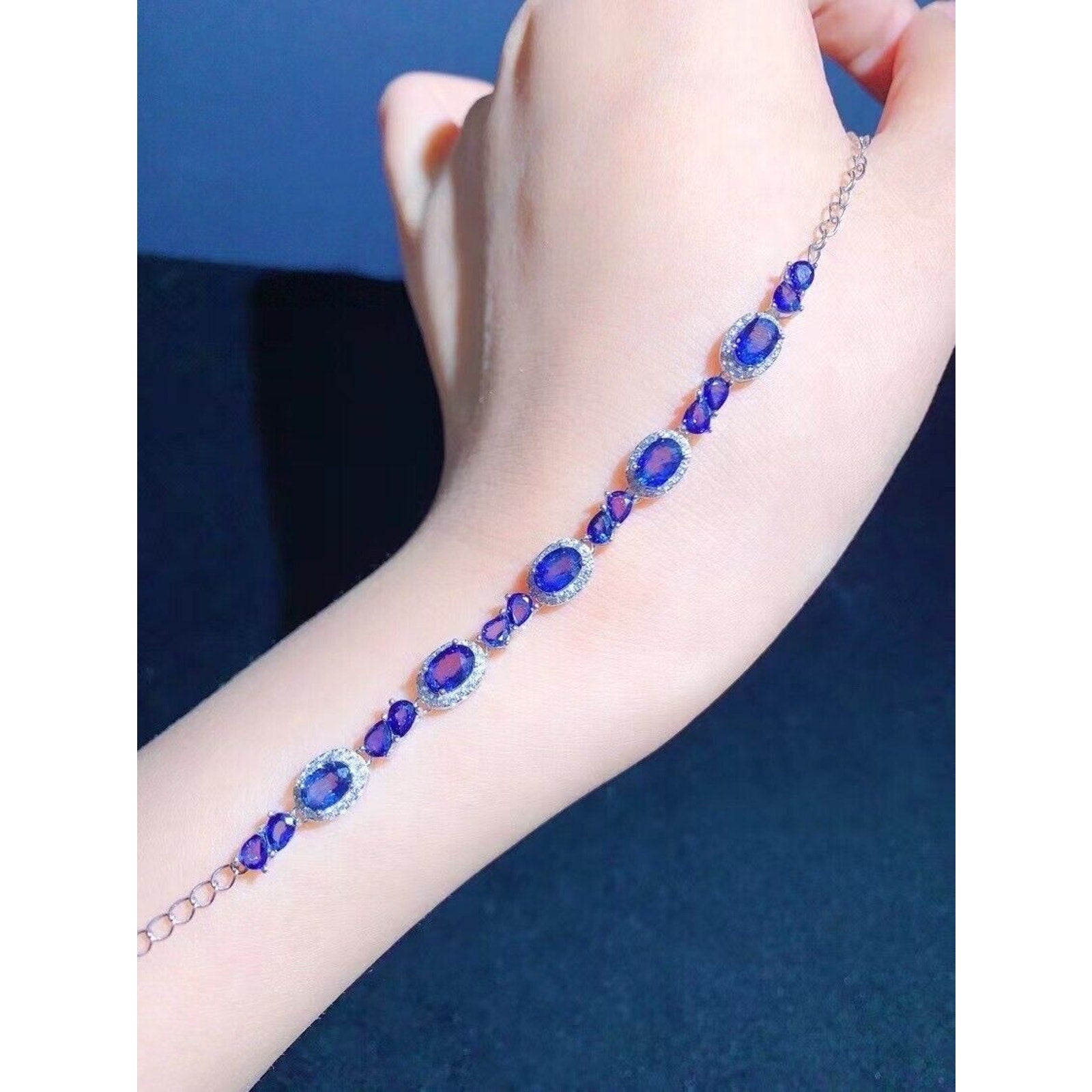 Bright Blue Sapphire Tennis Bracelet in 925 Sterling Silver – Custom Made