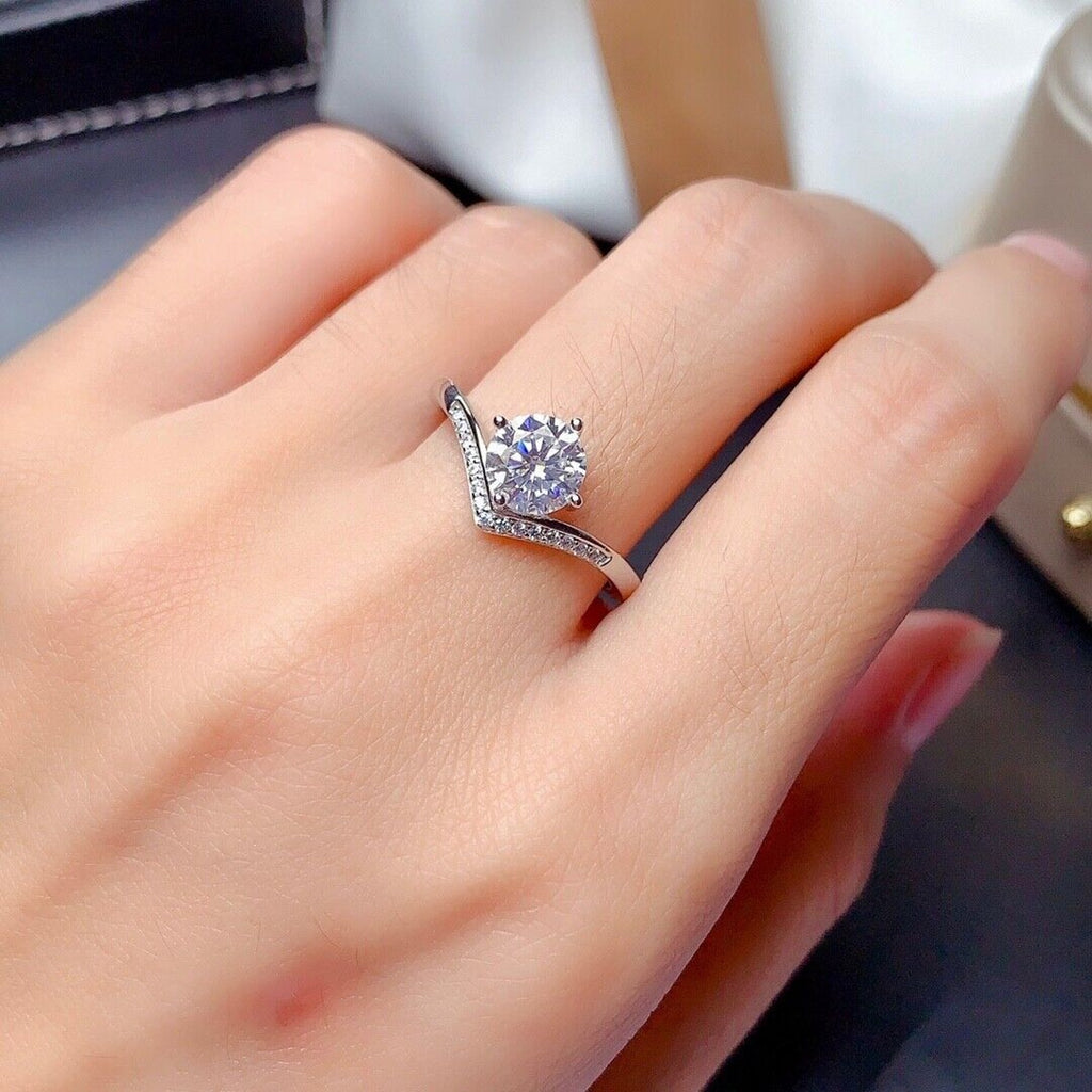 1 Carat D Color Moissanite Engagement Ring Platinum Plated 6.5mm