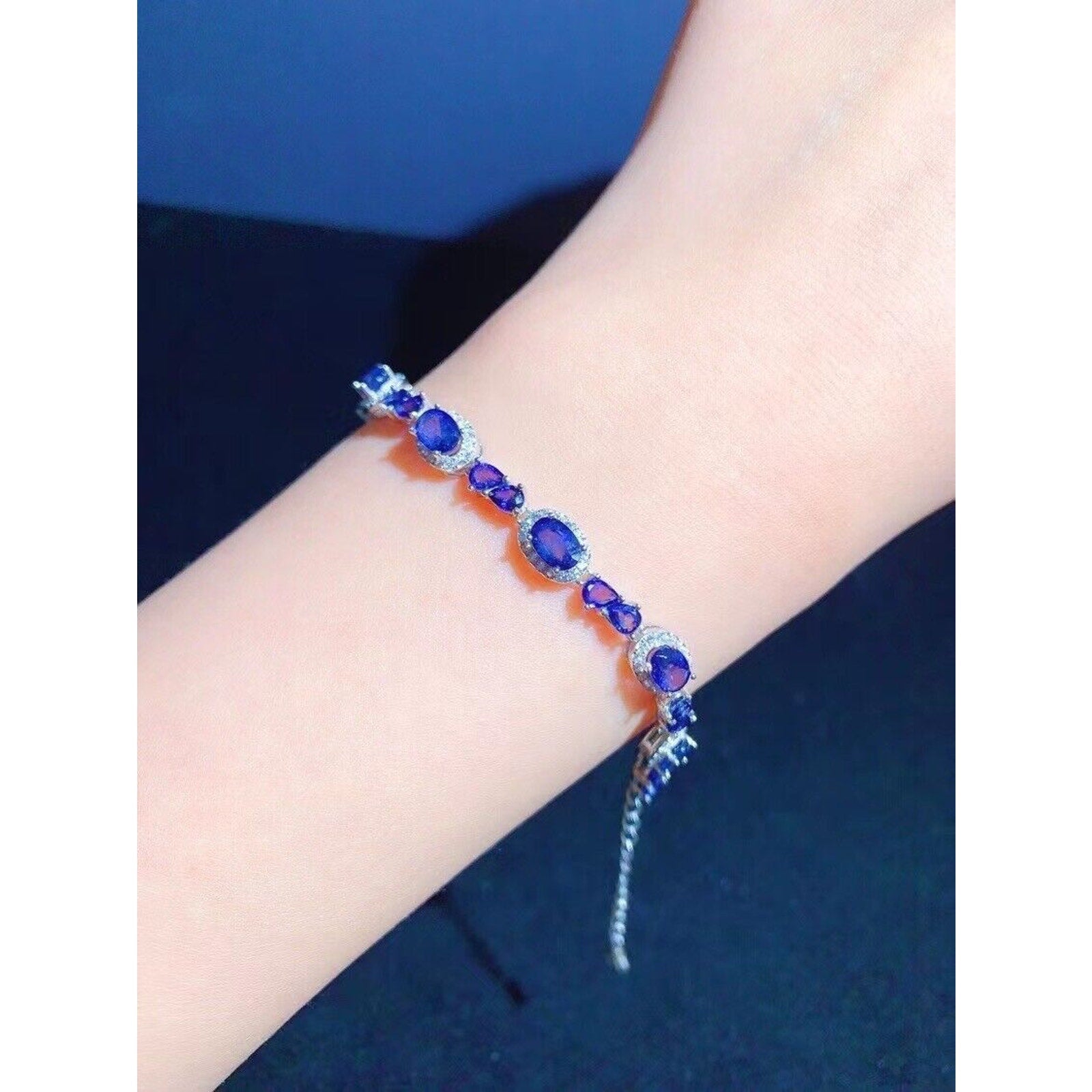 Bright Blue Sapphire Tennis Bracelet in 925 Sterling Silver – Custom Made