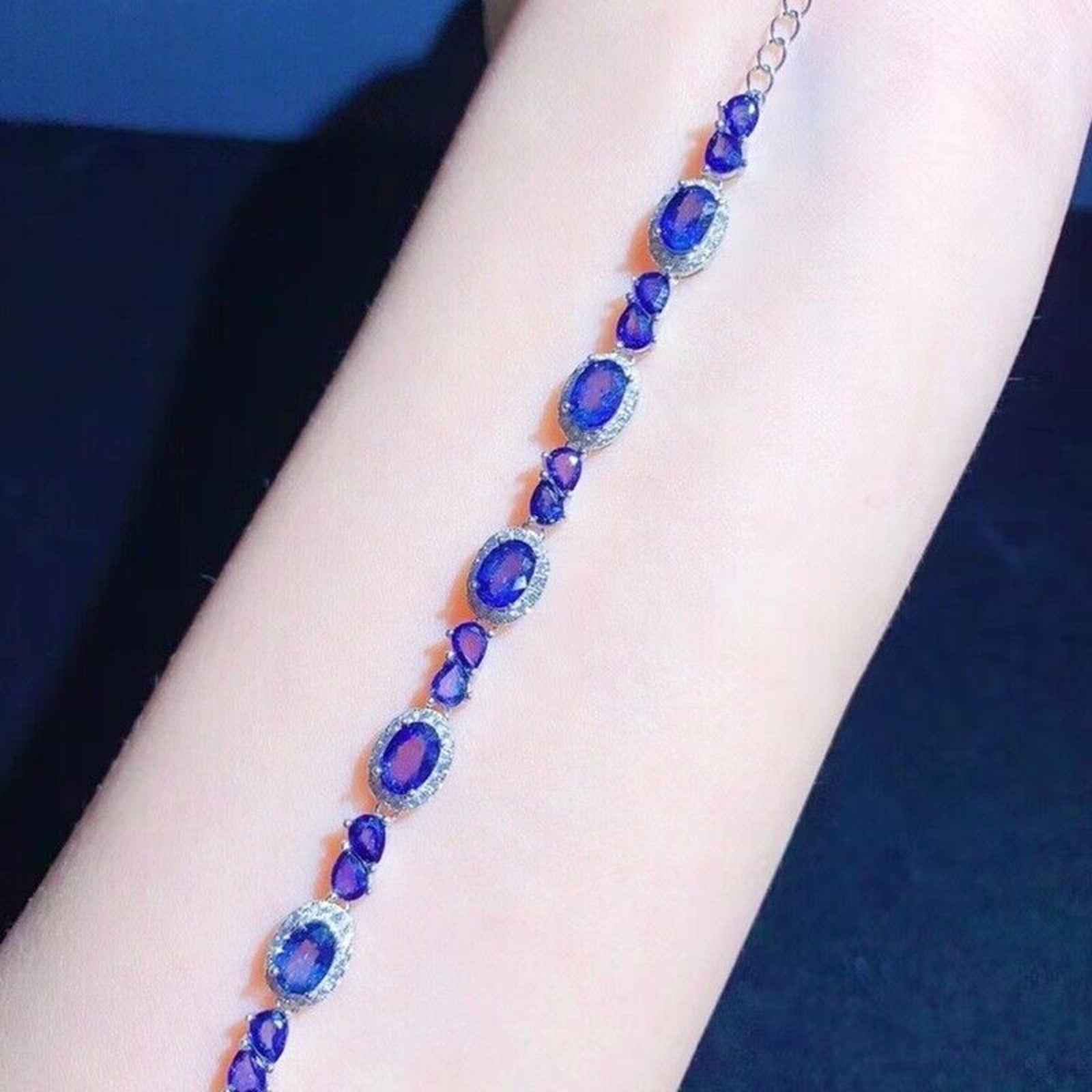 Bright Blue Sapphire Tennis Bracelet in 925 Sterling Silver – Custom Made