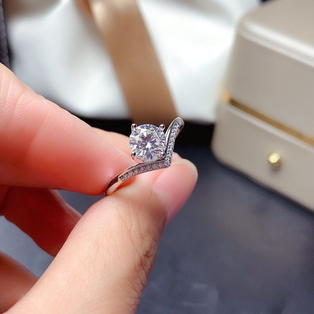 1 Carat D Color Moissanite Engagement Ring Platinum Plated 6.5mm