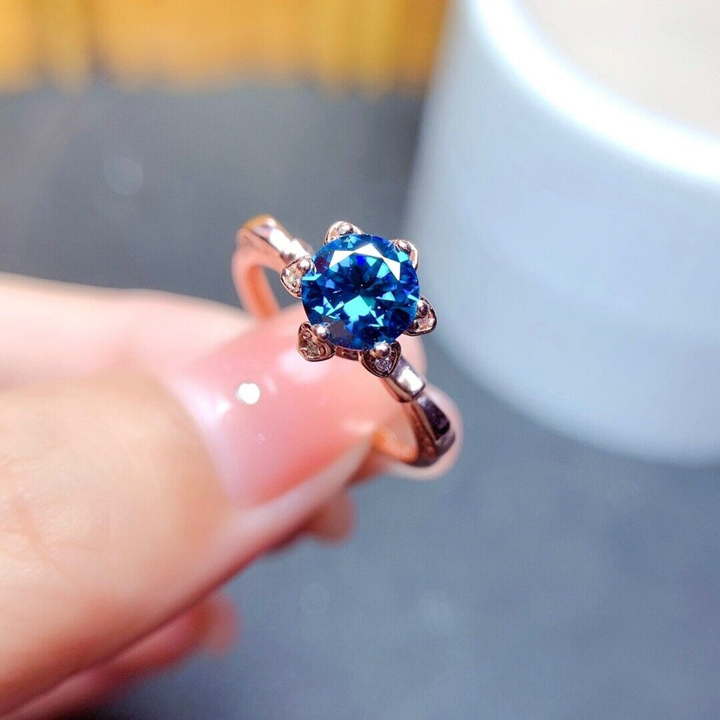 VVS1 1 CT Royal Blue Moissanite Flower Ring