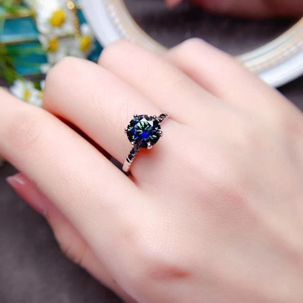 VVS1 2 CT Round Brilliant Cut Dark Blue Moissanite Ring